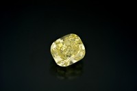 diamondfancyyellow010