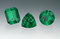 emerald008